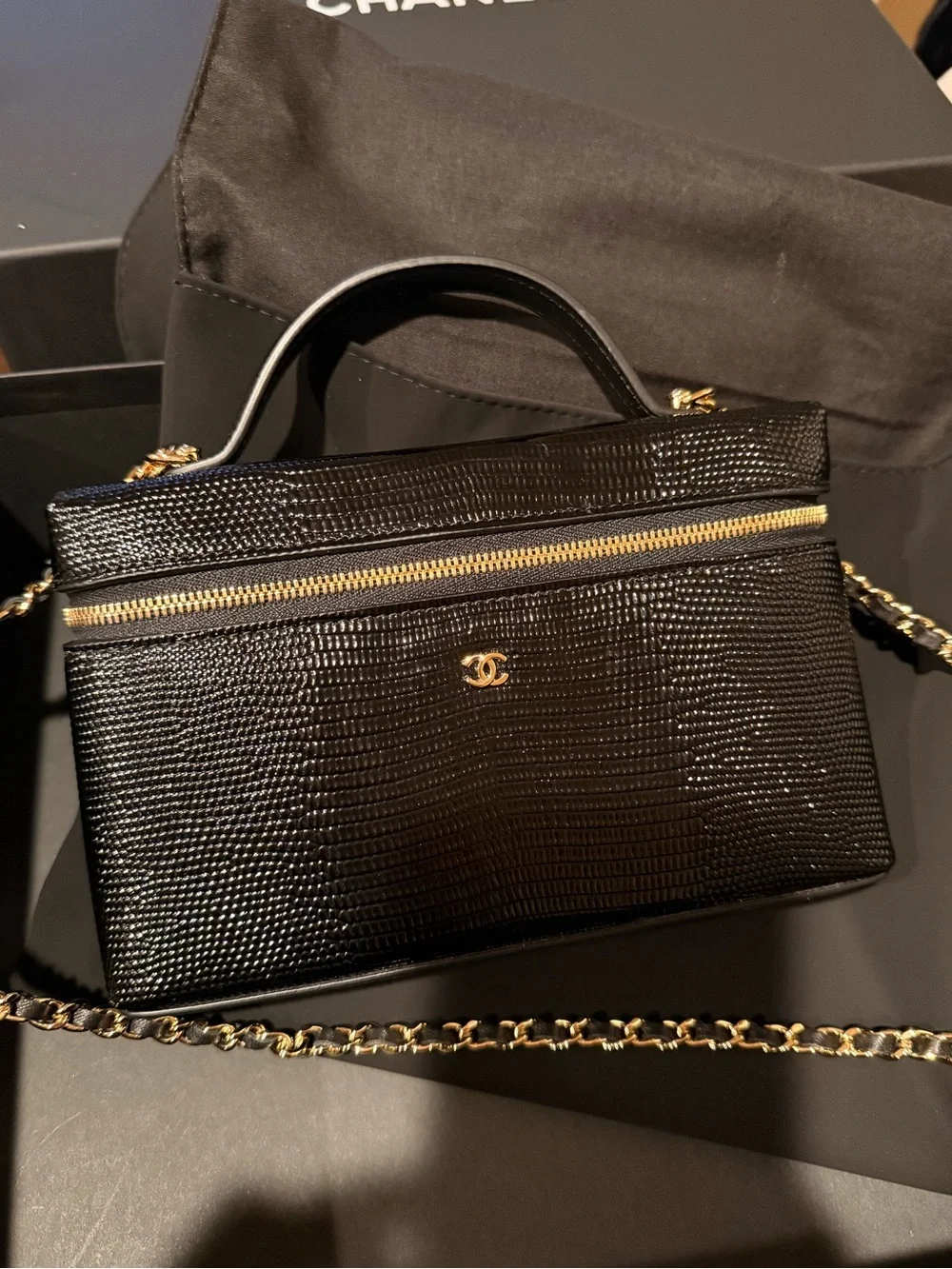 CHANEL Black Lizard-Embossed Top Handle Crossbody with Gold Hardware